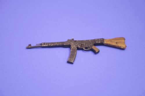 Sturmgewehr 44 aus Kunststoff
